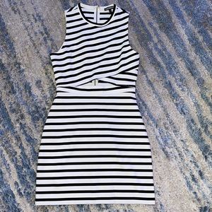 NWOT Express cutout sleeveless dress - 6